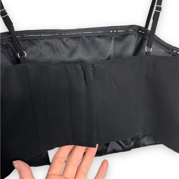 Fame and Partners | NWT Straight Neck Crop Top US 10 Black - Picture 7 of 8